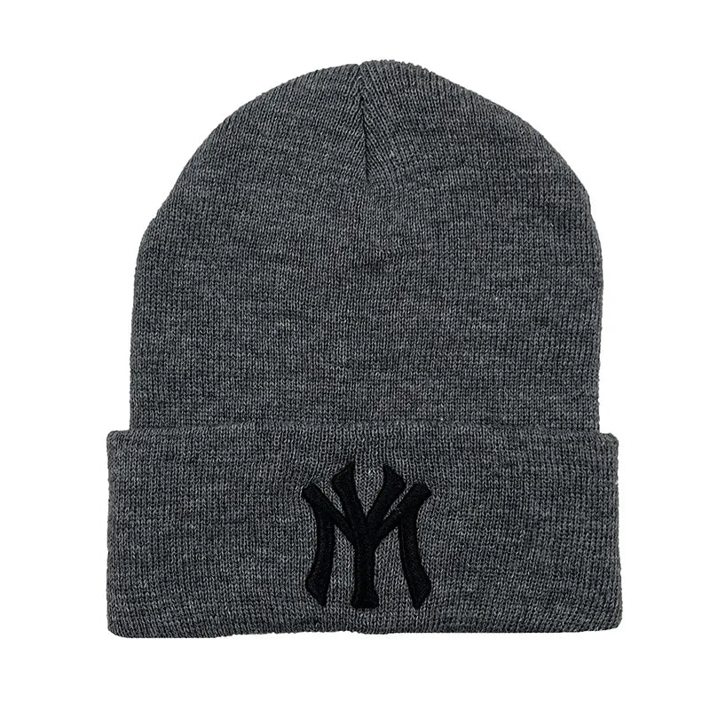 Unisex WY Letter Embroidery Beanies